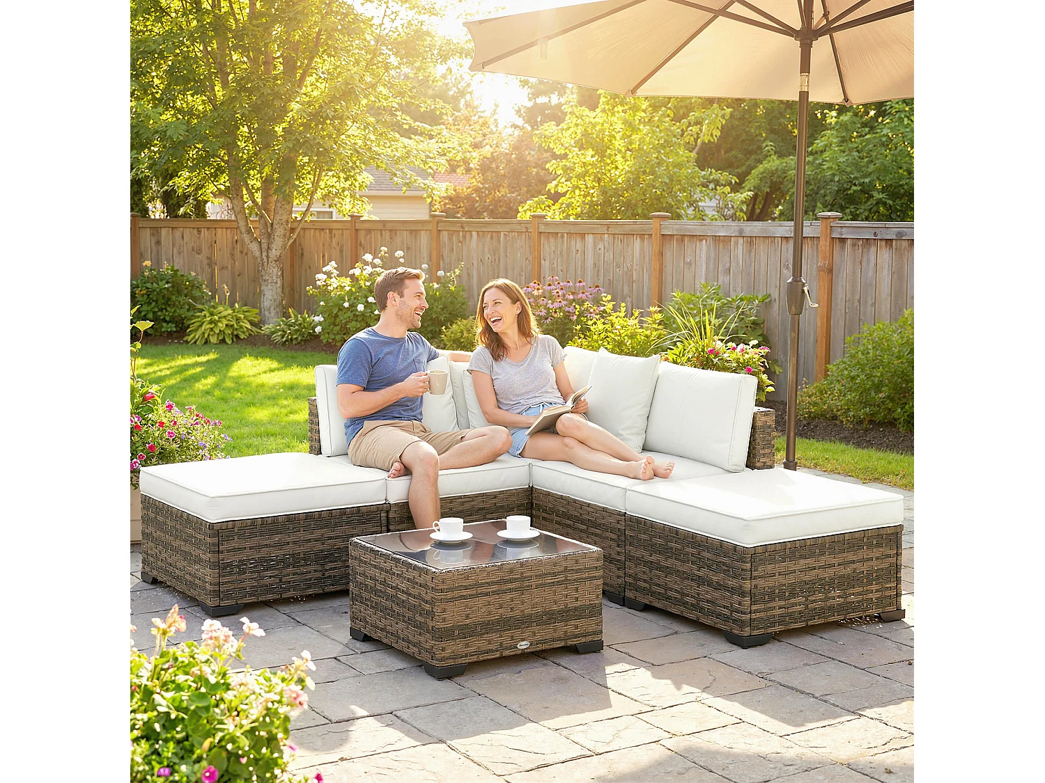 Salon de jardin d'angle 5 places avec table basse et coussins résine marron crème