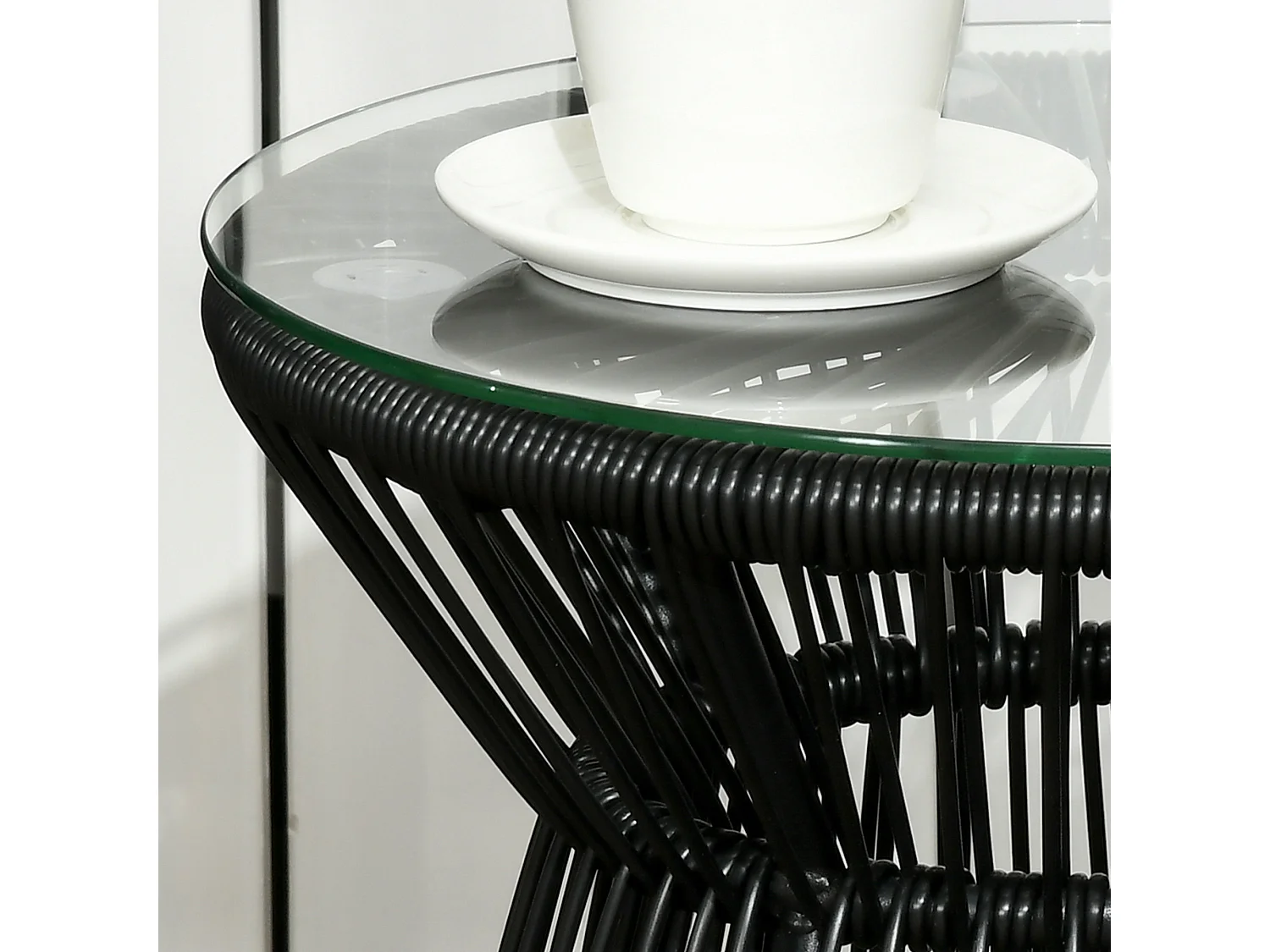 Table basse d'appoint de jardin style cosy Ø 40 cm plateau verre résine filaire noir