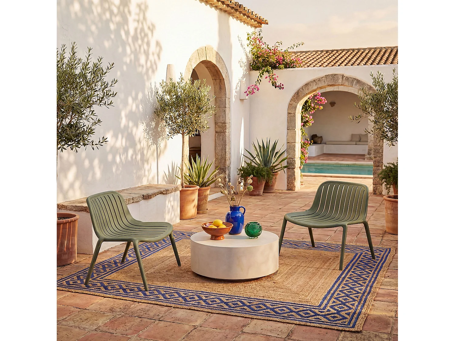Lot de 2 fauteuils de jardin en polypropylène - Vert olive