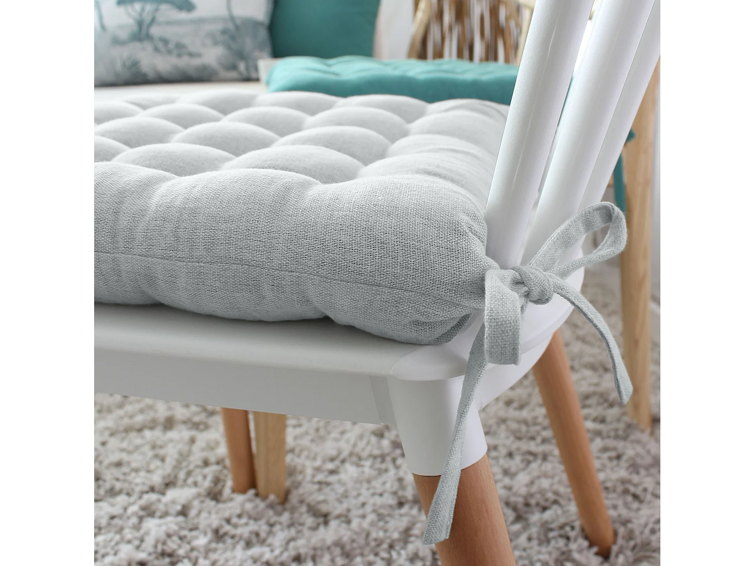 4 galettes de chaises carrées, 38x38cm, avec nouettes, blanc gris, coton chambray, Collection Cambria, CMADECO