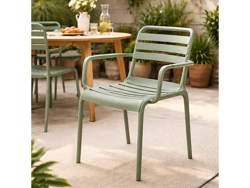 Chaise de jardin empilable PP accoudoirs vert Ambiance