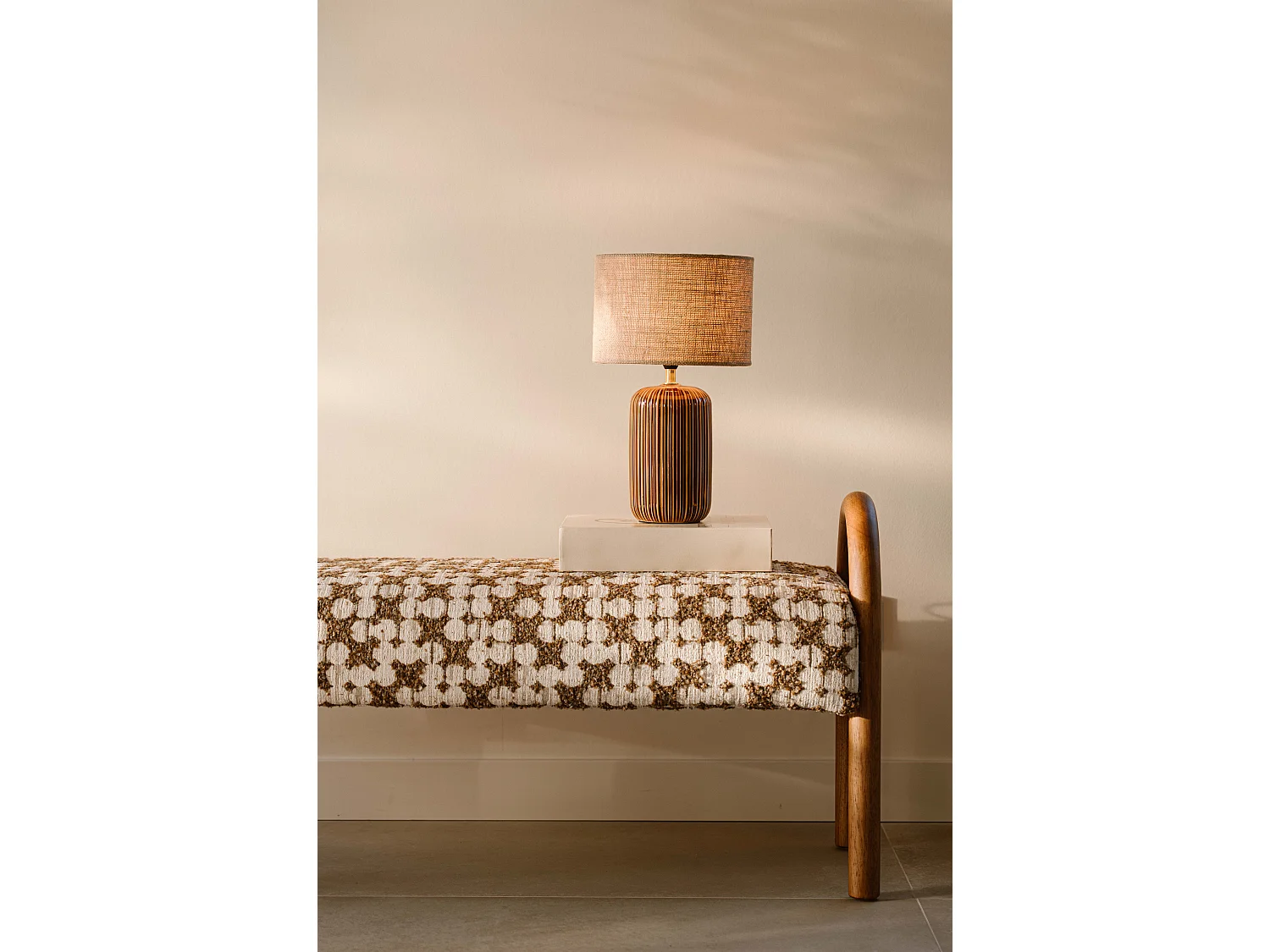 Tafellamp 39 cm - bruin - tafellamp met reliëfstructuur - Indore Home