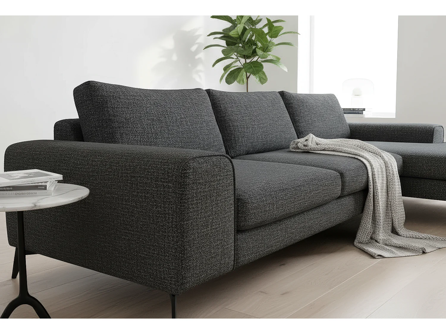 Venice Chenille Corner Sofa with Deep Seats and Extra-wide Padded Arms Right Facing Black