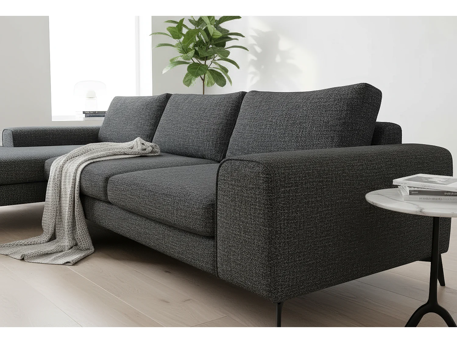Venice Chenille Corner Sofa with Deep Seats and Extra-wide Padded Arms Left Facing Black