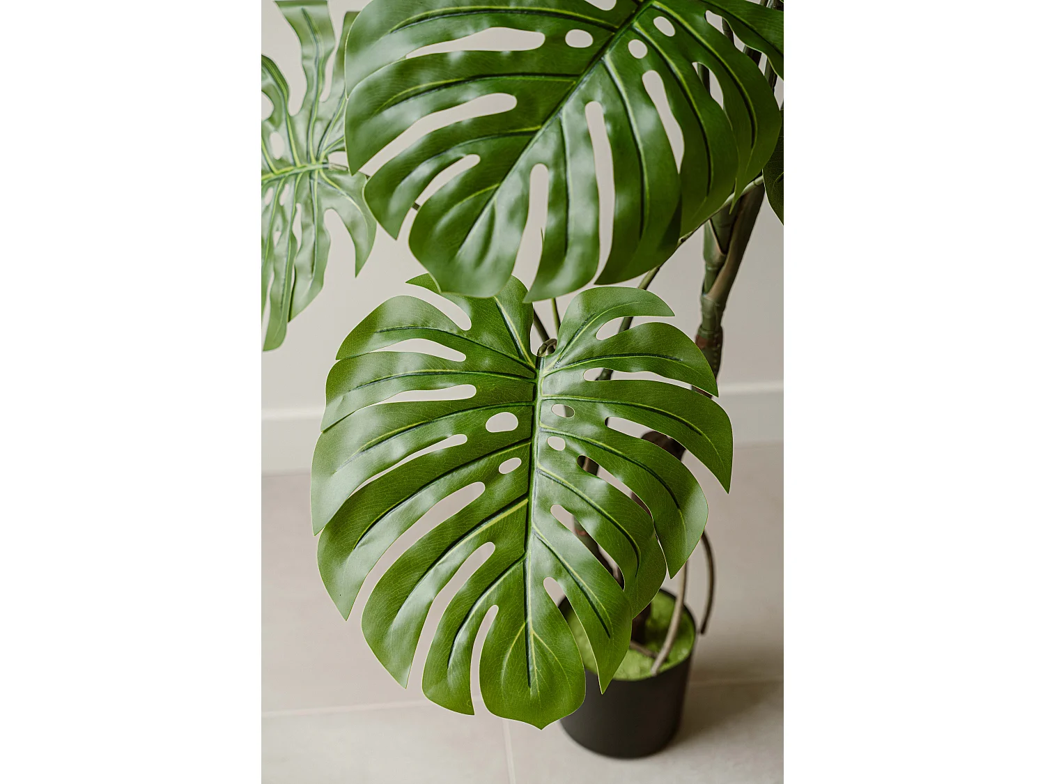 Künstliche Monstera 130 cm - Grün - Realistische Blätter ohne Pflegeaufwand - Indore Home