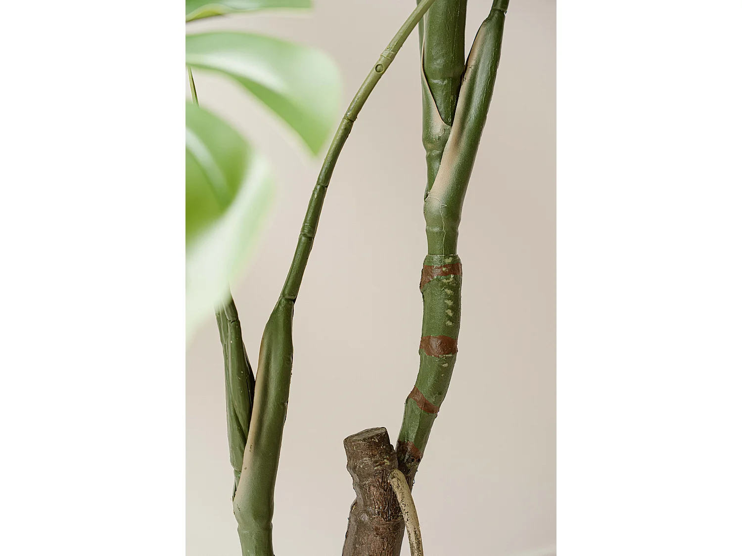 Künstliche Monstera 130 cm - Grün - Realistische Blätter ohne Pflegeaufwand - Indore Home