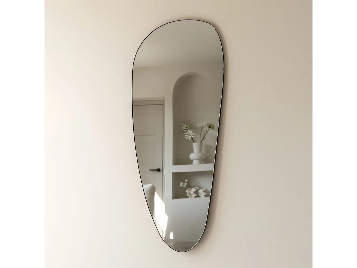 Miroir organique 120 cm - Noir - Miroir mural asymétrique - Indore Home