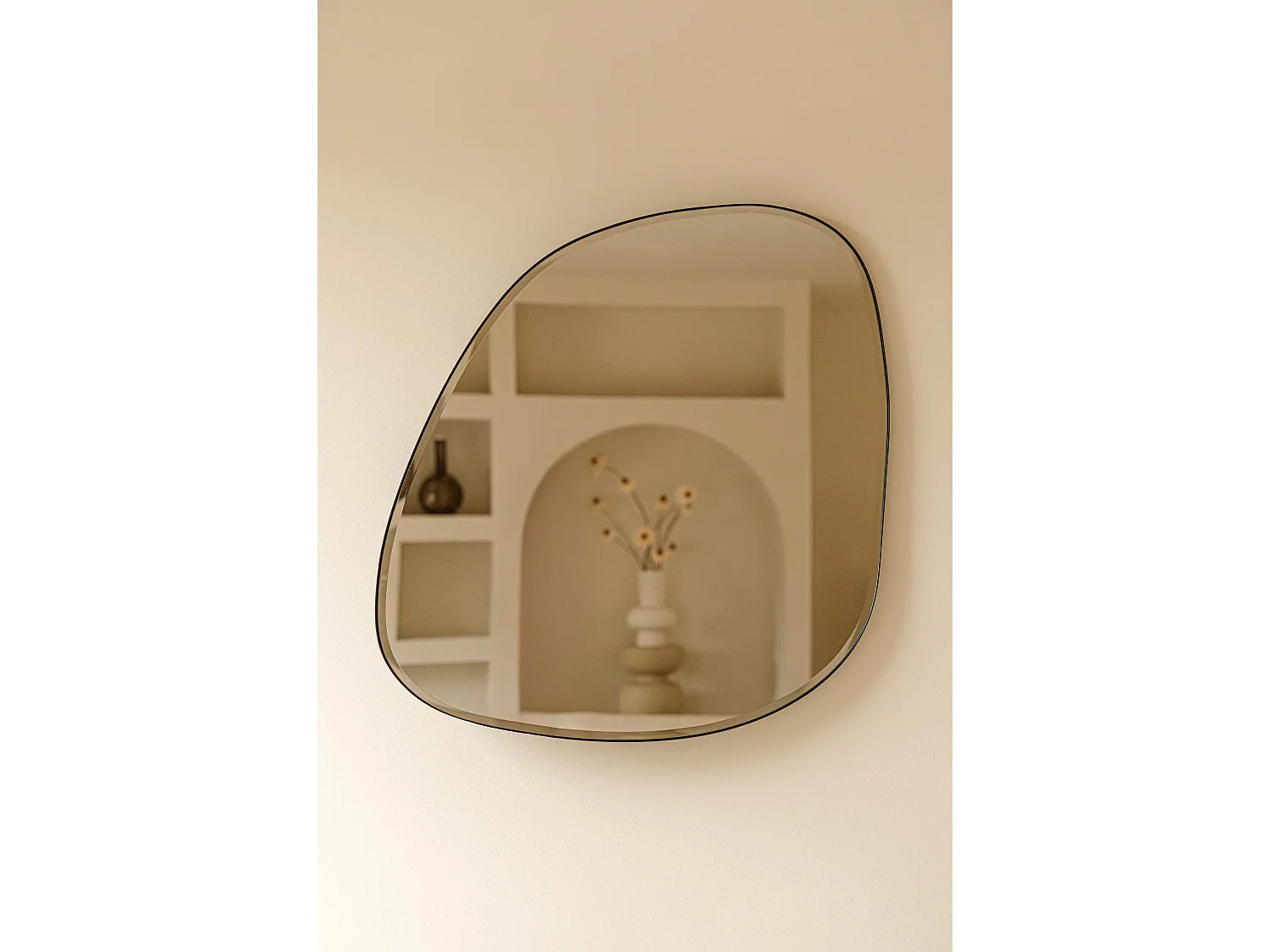 Miroir organique 80 cm - Bronze - Miroir mural à bord facetté - Indore Home