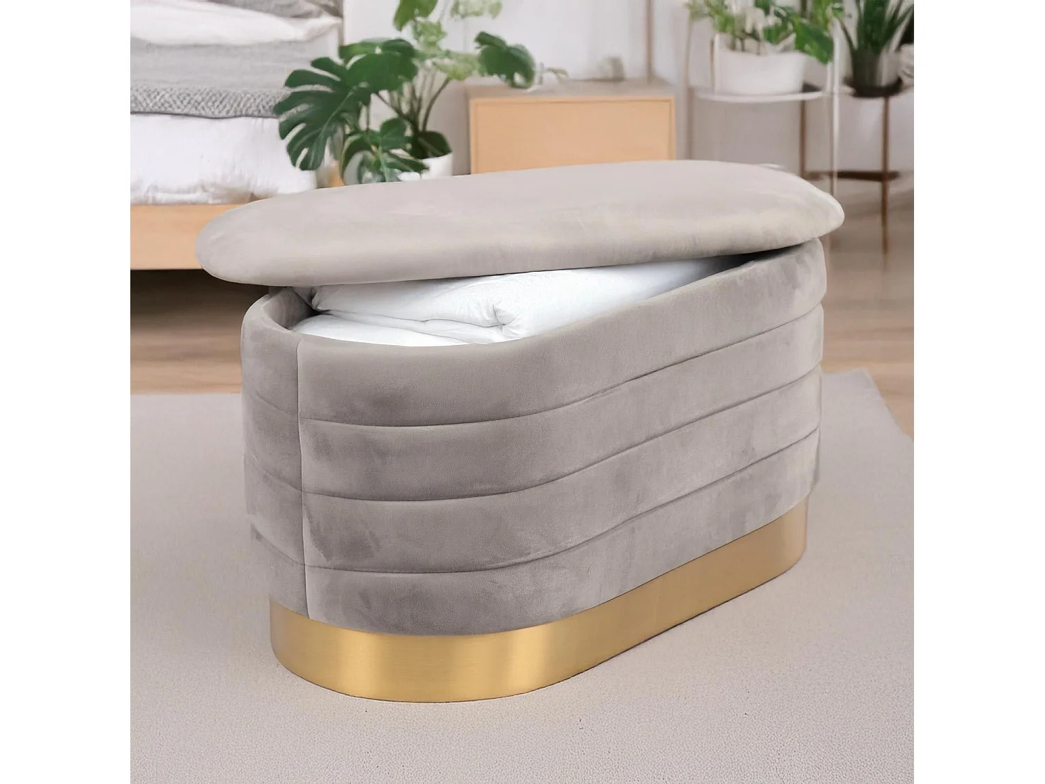 Banquette-coffre moderne matelassée avec base dorée Philae Velours Gris clair