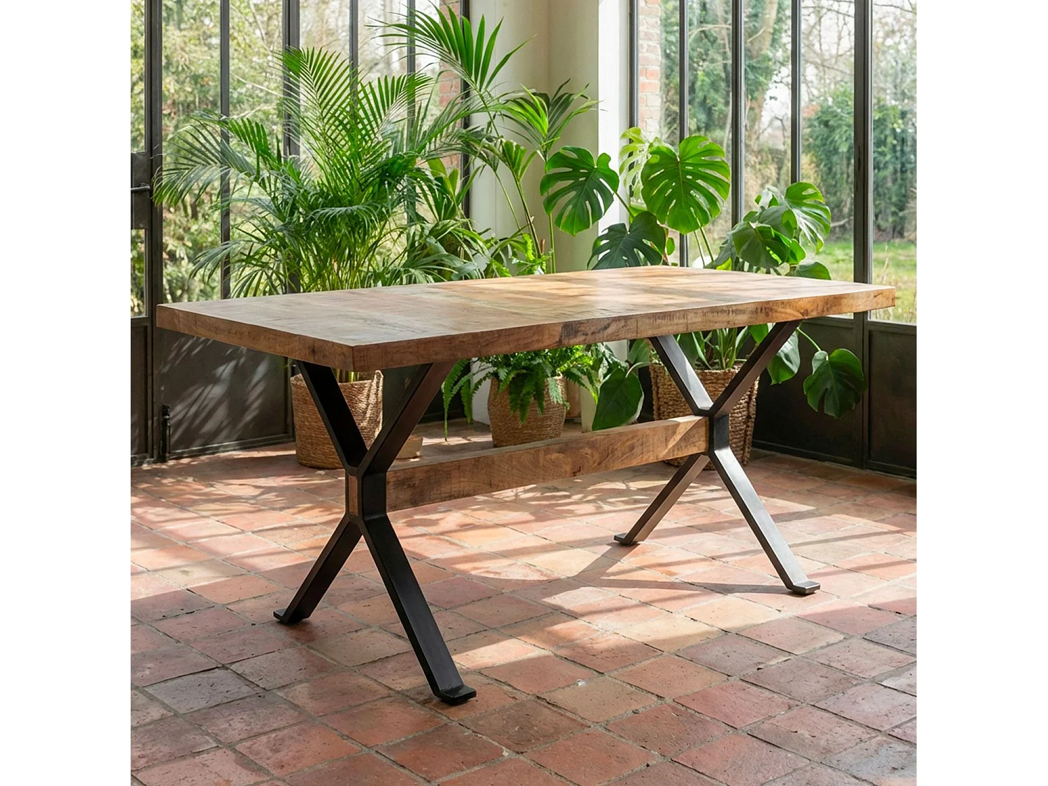 Table à manger rectangulaire style industriel 150cm Rustica Bois de manguier et Métal Noir