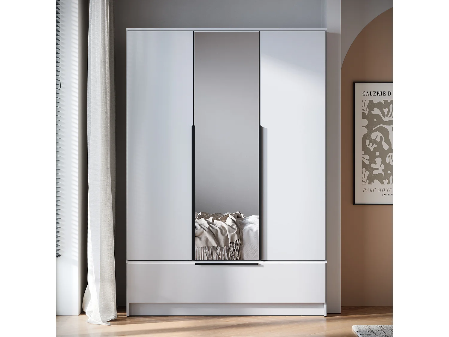 Ruime functionele 3-deurs kast met planken, hangrail en lade