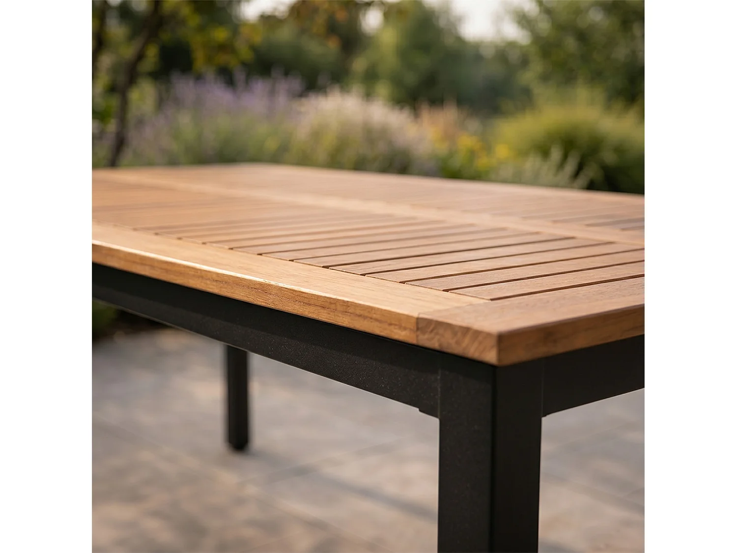 Table 6 places en bois naturel d'eucalyptus 150cm BAGO