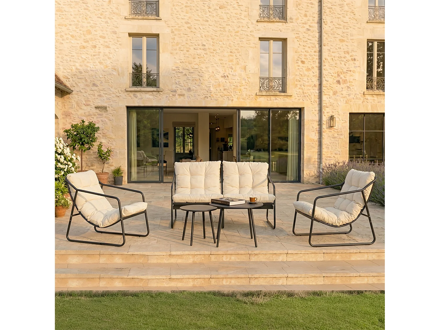 Salon de jardin 4 places gris et beige avec tables basses ATRANI