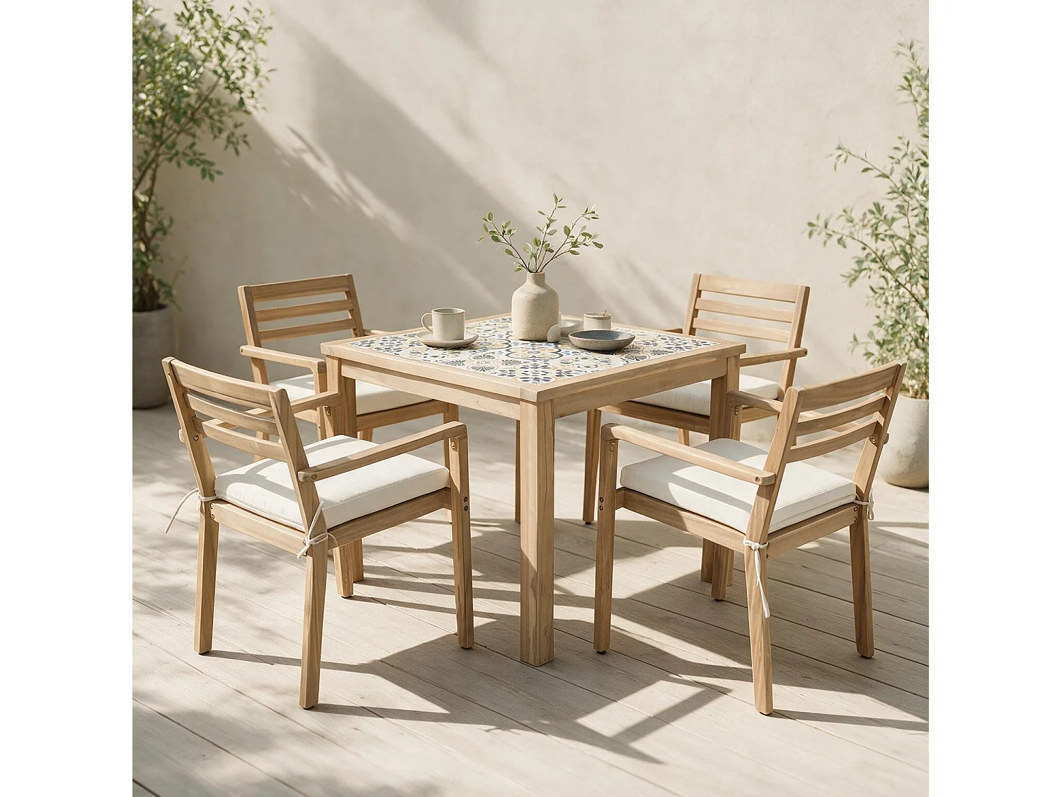 Ensemble table et chaises de jardin 4 places en acacia massif et céramique FARO