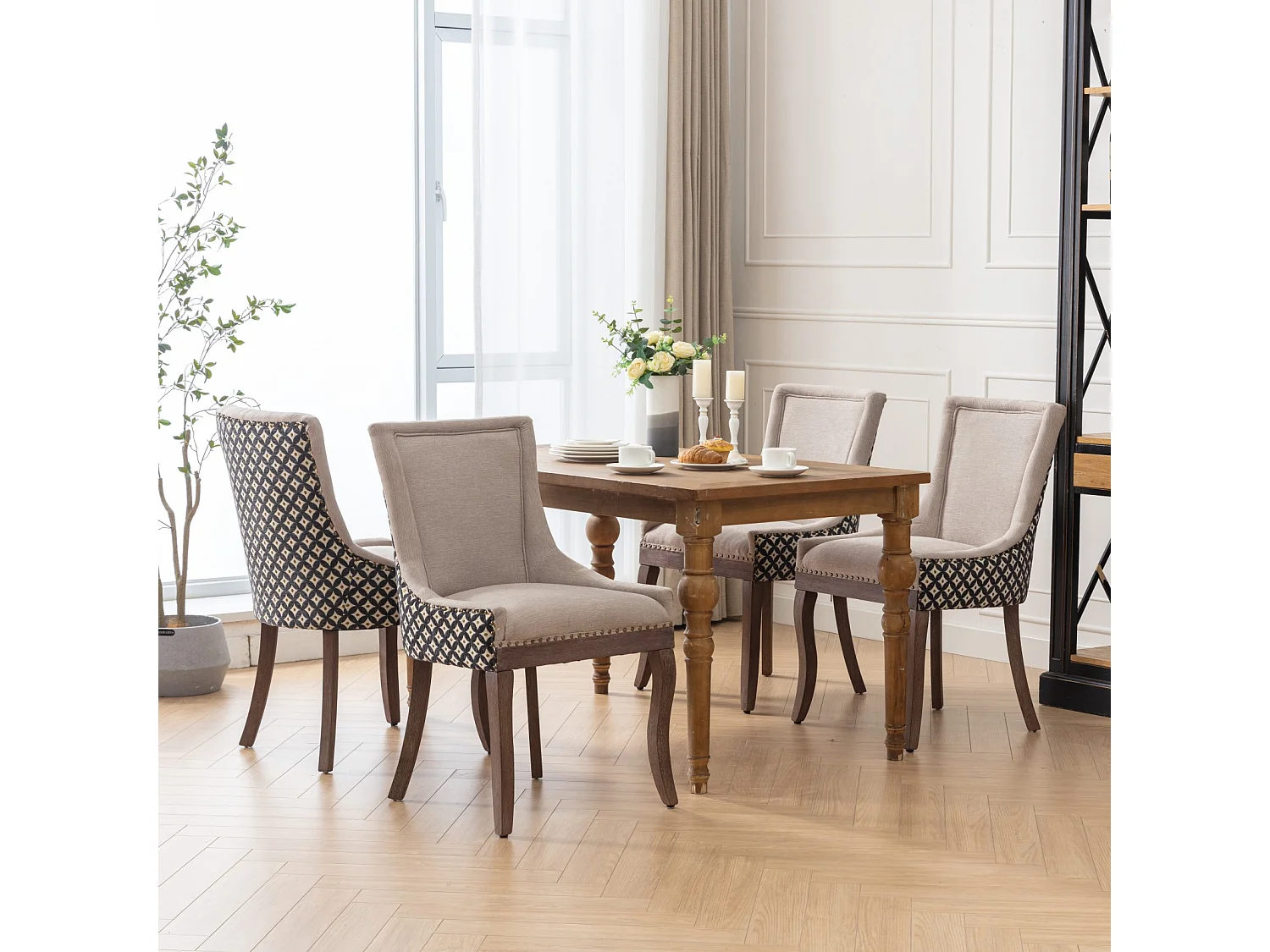 Bewley Set of 4 Dining Chairs Upholstered in Linen with Oak Wood Legs