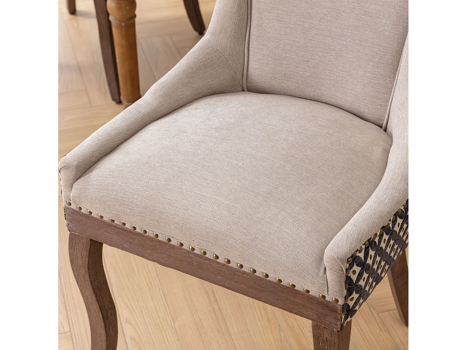 Bewley Set of 4 Dining Chairs Upholstered in Linen with Oak Wood Legs