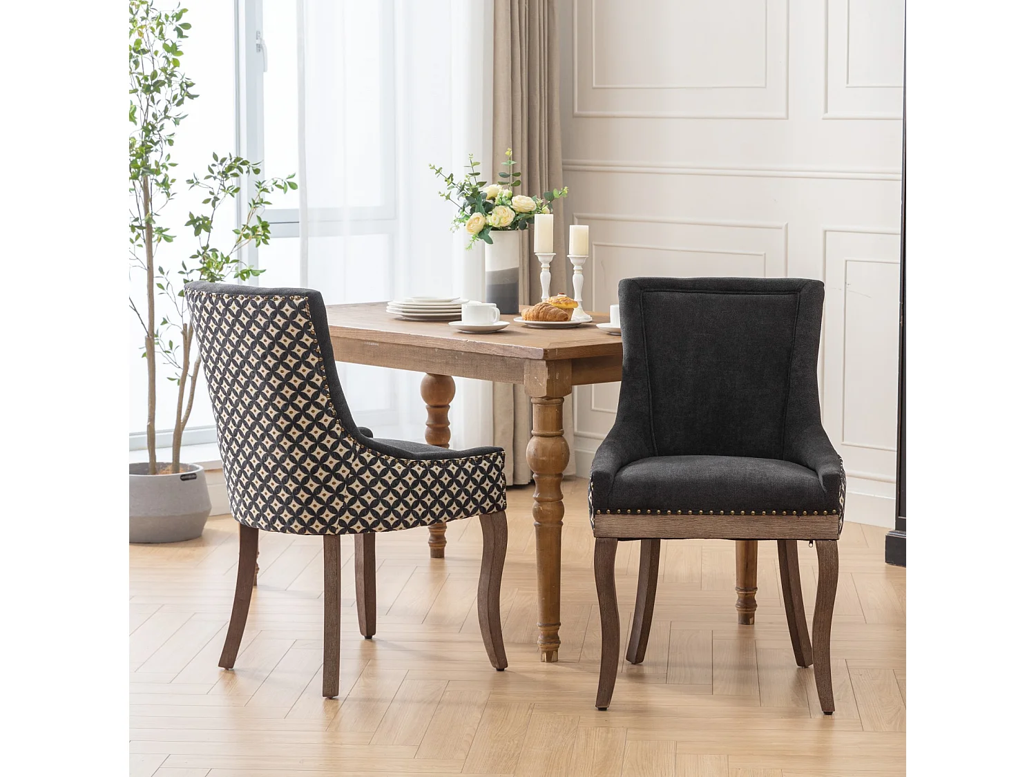 Bewley Set of 2 Dining Chairs Upholstered in Linen with Oak Wood Legs