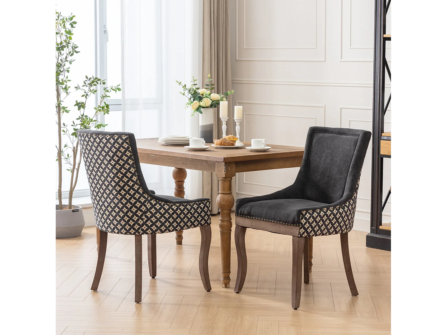 Bewley Set of 6 Dining Chairs Upholstered in Linen with Oak Wood Legs