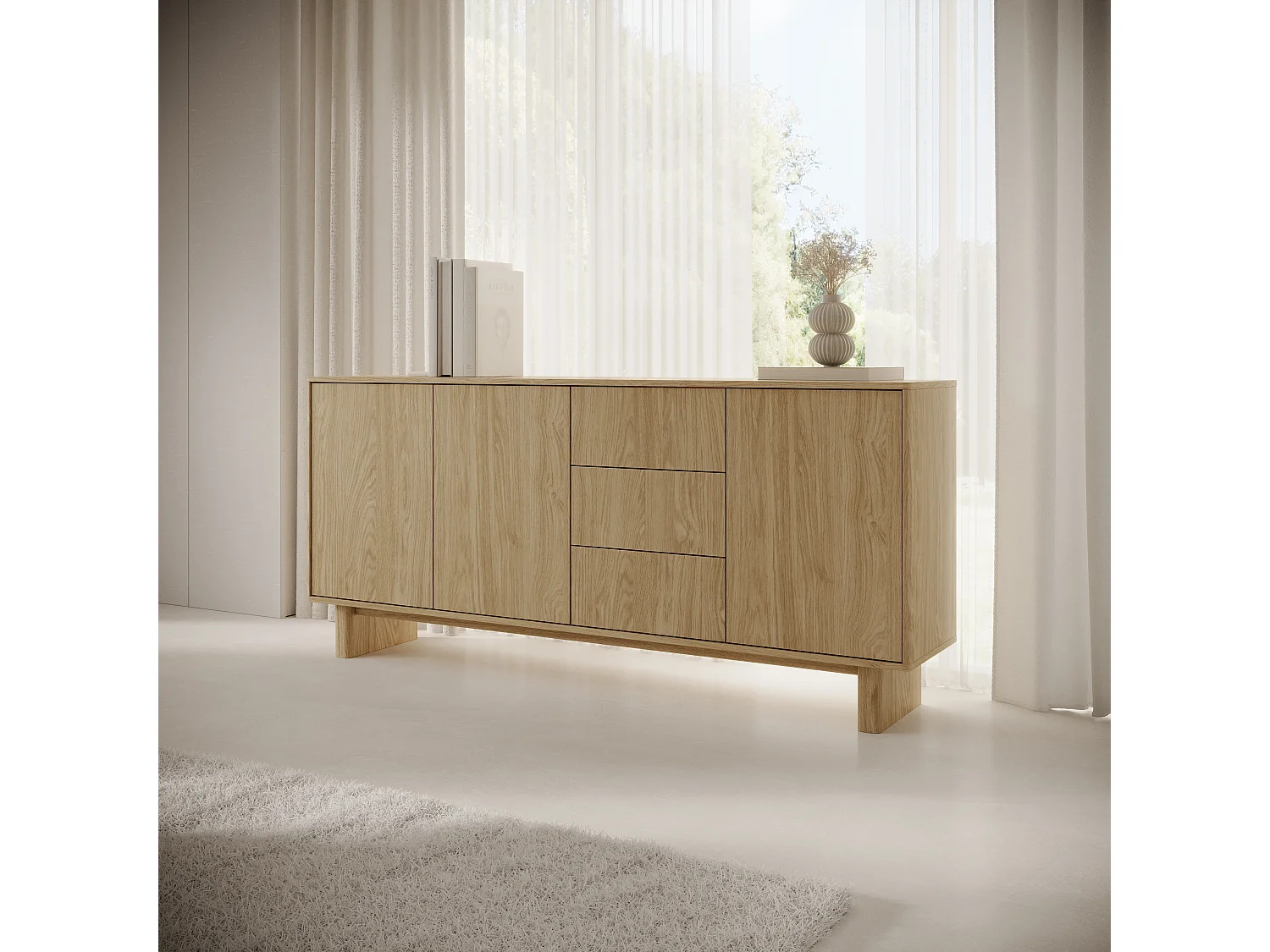 Kommode, olieret eg, 183,3 x 82,6 x 38,1 cm
