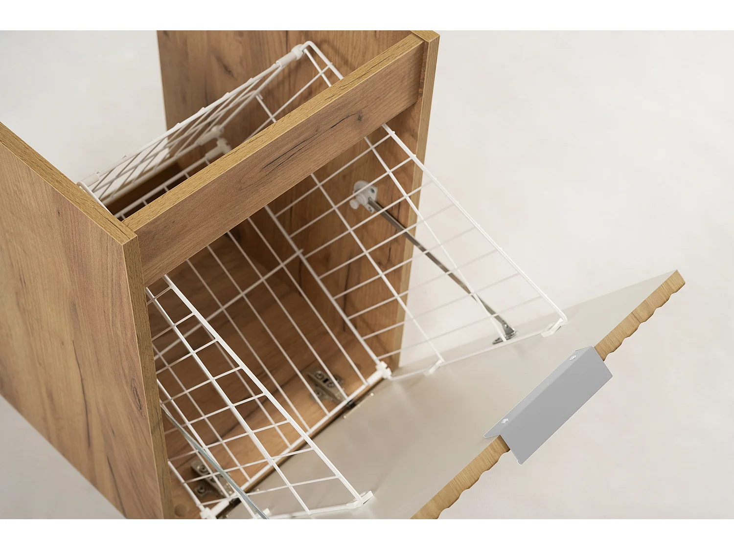 Meuble de salle de bain avec panier à linge, chêne Craft, 40 x 57 x 46 cm, poignées en argent
