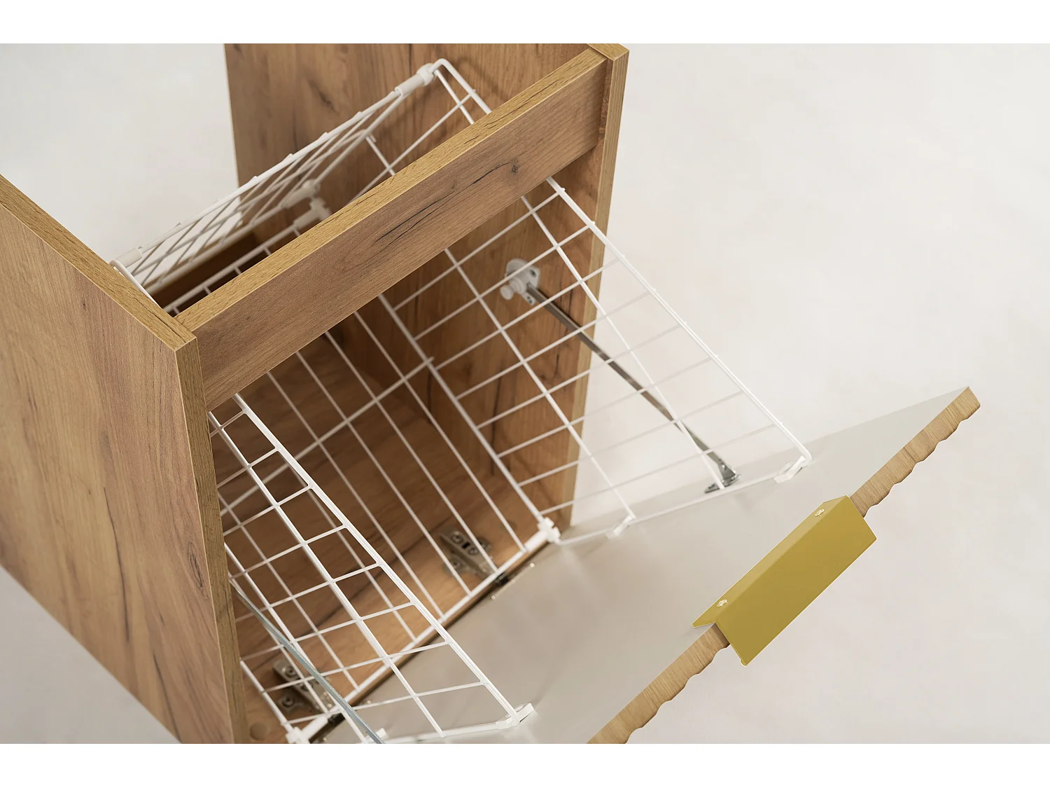 Meuble de salle de bain avec panier à linge, chêne Craft, 40 x 57 x 46 cm, poignées dorées