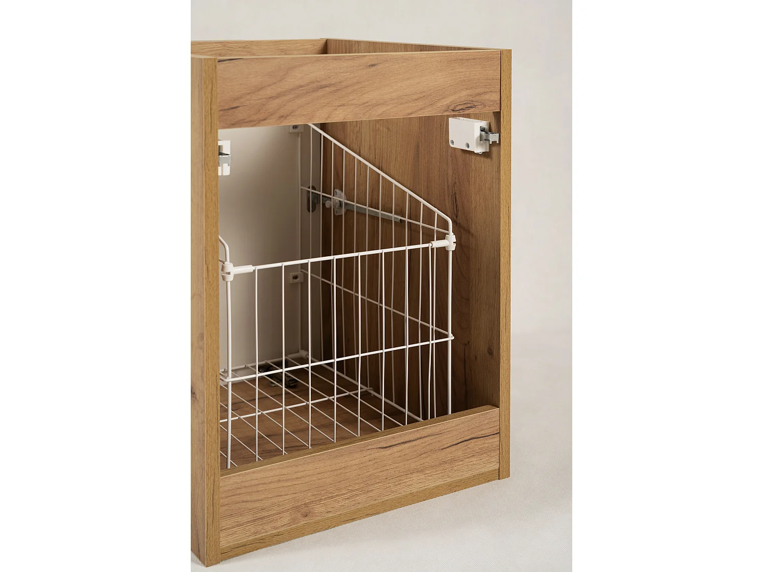 Meuble de salle de bain avec panier à linge, chêne Craft, 40 x 57 x 46 cm, poignées dorées