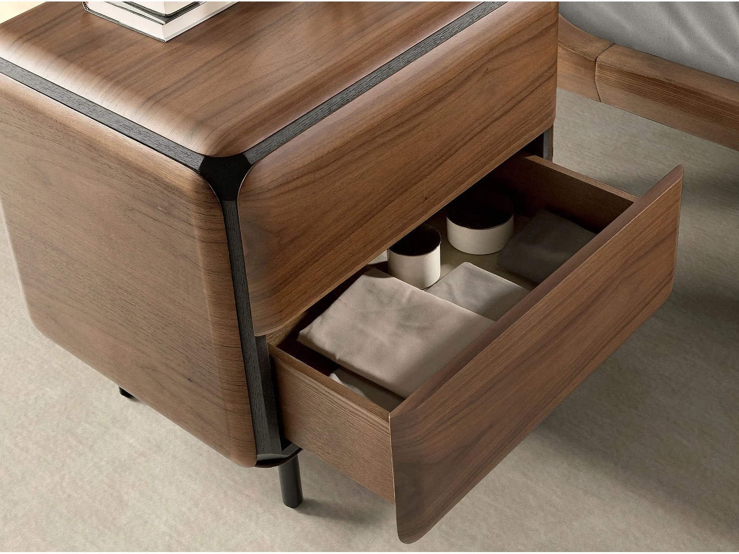Nachttisch aus Nussbaum, Wenge und schwarzem Stahl 7237 ANGEL CERDA