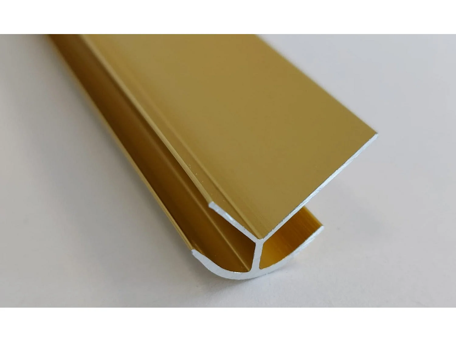 Profil de finition angle extérieur aluminium 16 mm 2,80 m - mat Noir Silver Gold