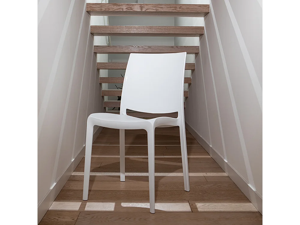 Set di 6 sedie in polipropilene rinforzato con fibra di vetro, impilabili per esterno e giardino, bar e ristorante, cucina, design moderno – Carmen – Bianco