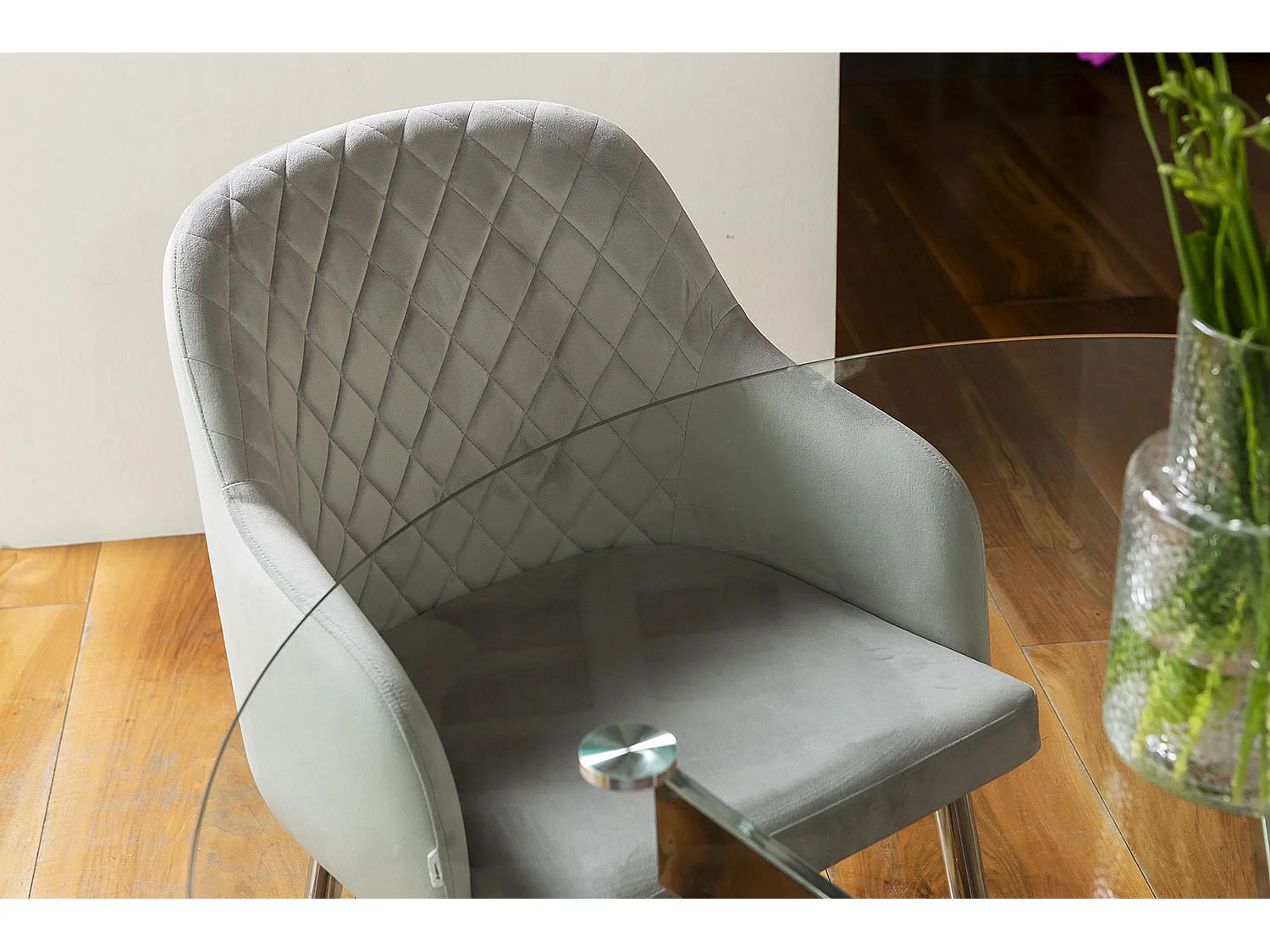Set di 2 sedie da interno in velluto, schienale alto, gambe in metallo, ideali per cucina, sala da pranzo e ristorante – Grigio Chiaro/Argento – Tessa