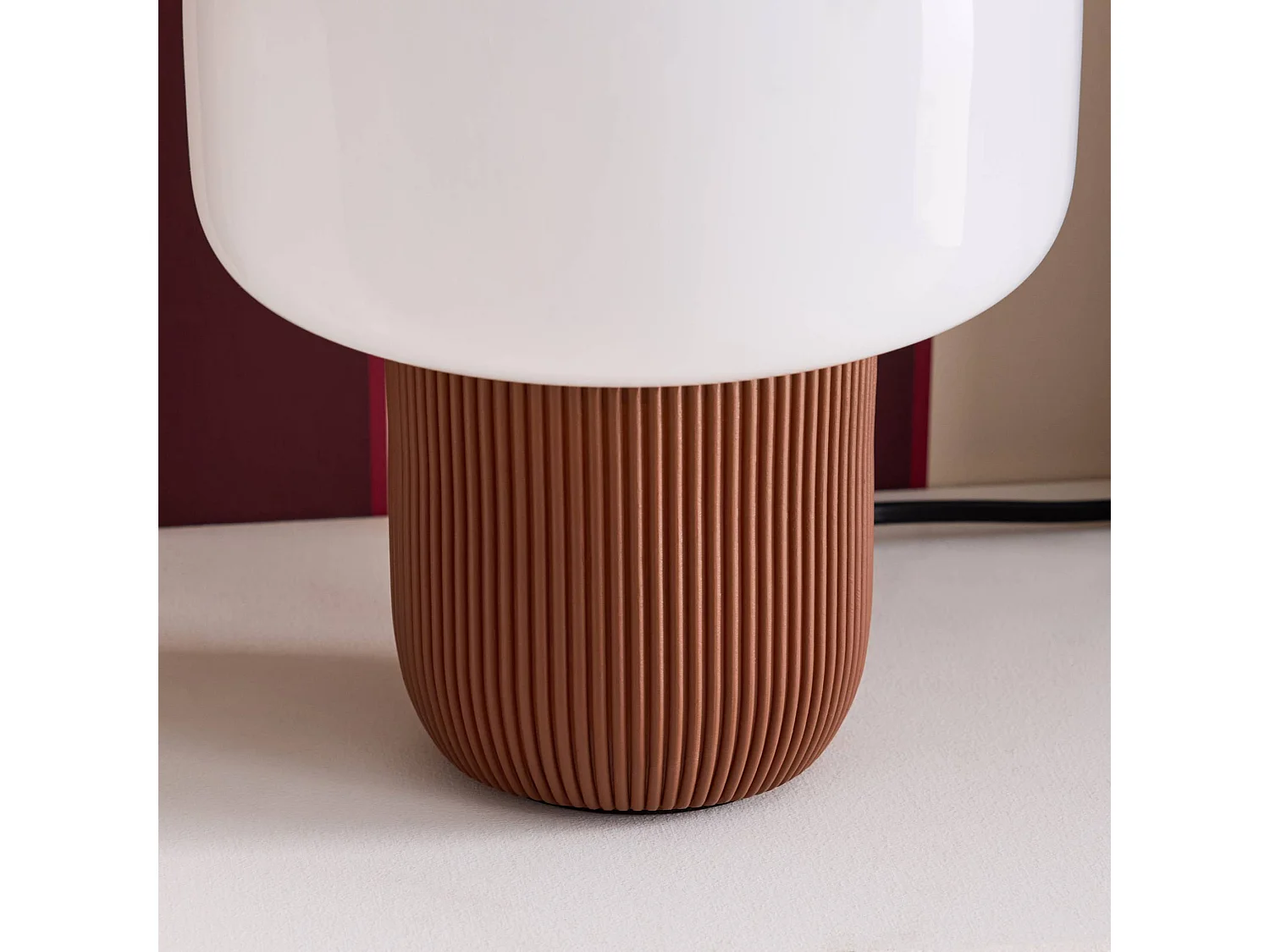 Lámpara de mesa interior resina y pvc, ø18cm marrón