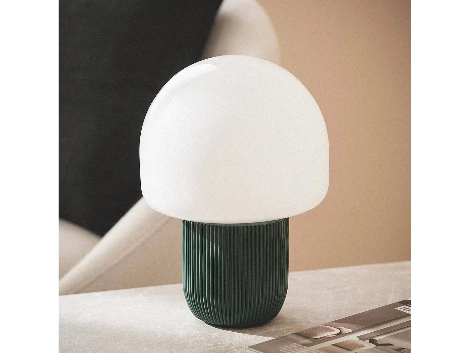 Lampe de table intérieur résine et PVC Ø18cm vert - Sano