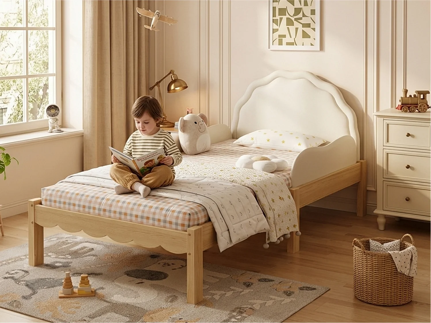 Lit rembourré simple pour enfant 90x200cm - tête de lit rembourrée en PU - rambarde latérale - avec sommier à lattes - Naturel