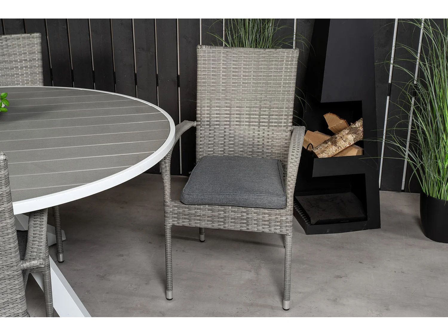 Parma tuinmeubelset tafel Ø140cm en 6 stoel Anna grijs.