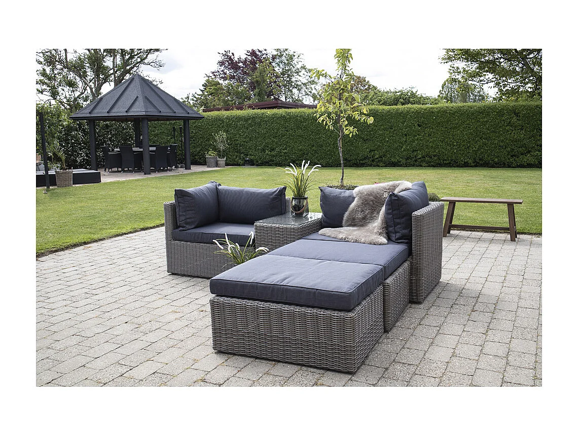 Rosino Loungeset inkl. Sitzkissen, grau mit schwarzen Sitzkissen.