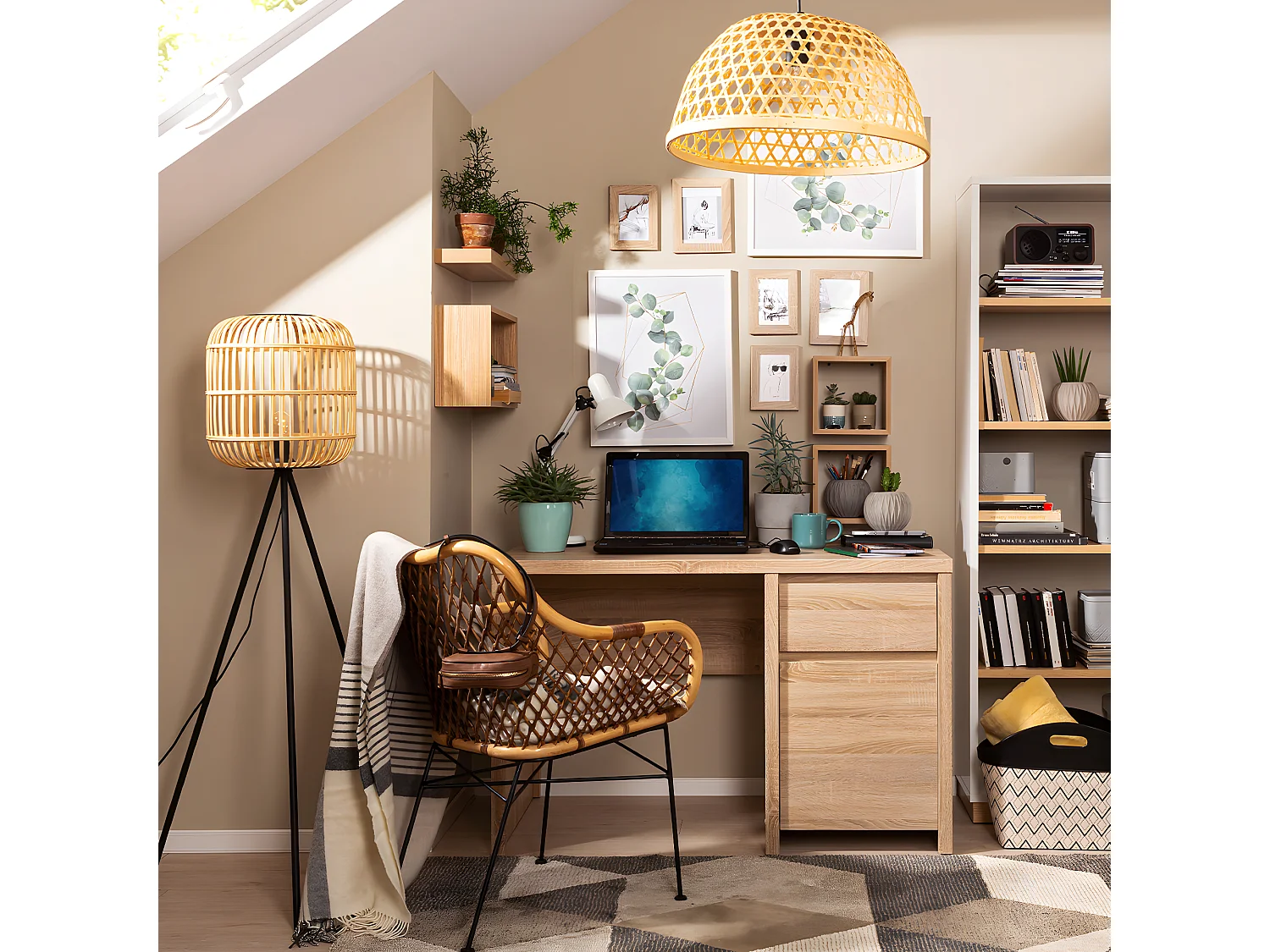 Schreibtisch 1 Tür 1 Schublade Soren Holz