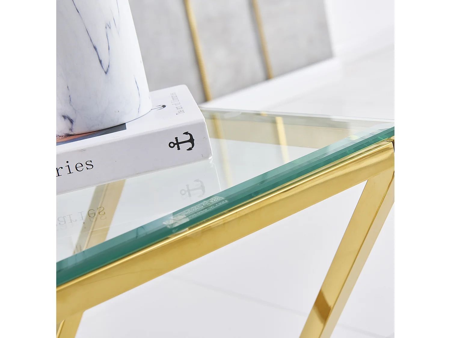Guéridon BEVERLY – Pied Gold & Verre Transparent – 40x40x55 cm