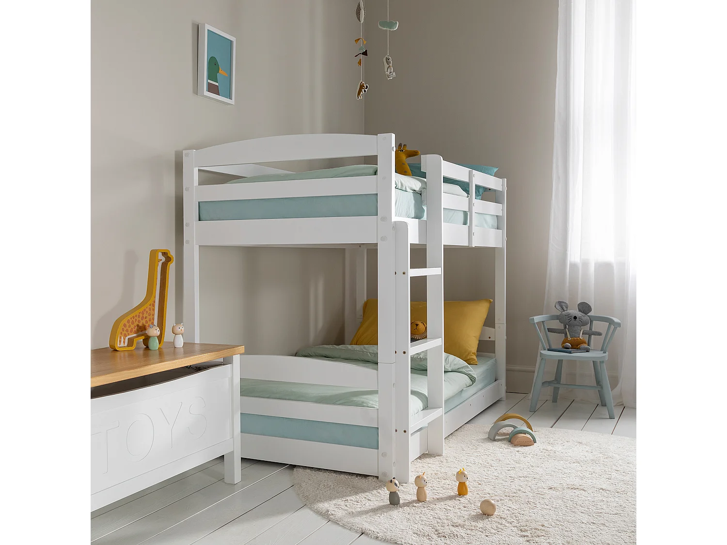 Noa & Nani Mimi Shorty Bunk Bed Splits into Toddler and Day Bed in White