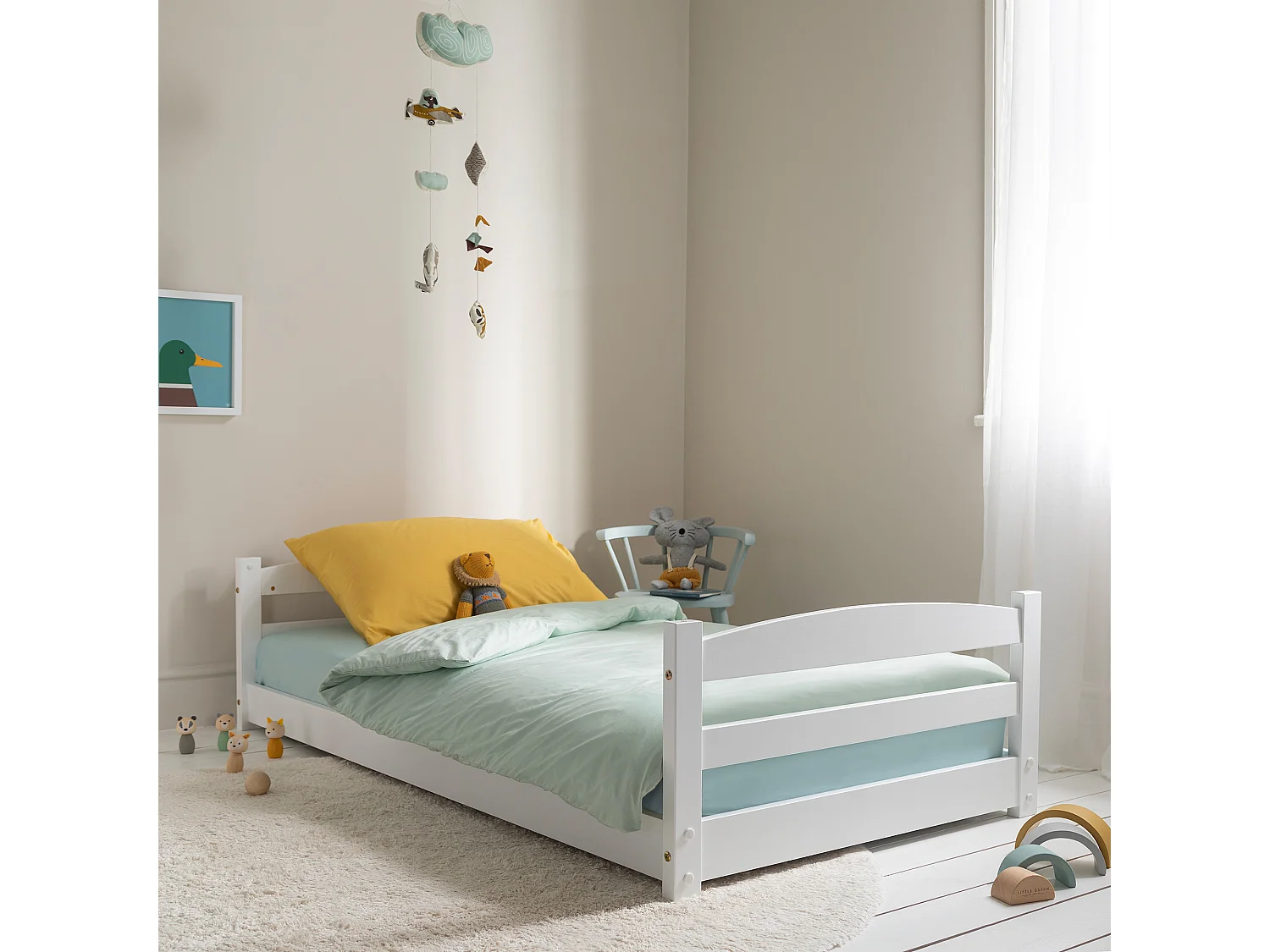 Noa & Nani Mimi Shorty Bunk Bed Splits into Toddler and Day Bed in White