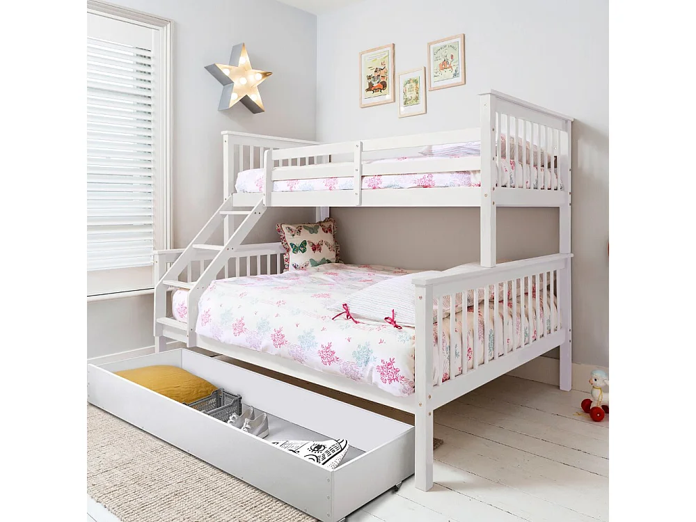 Noa & Nani Hanna Triple Bunk Bed with Flo Pull Out Trundle in White