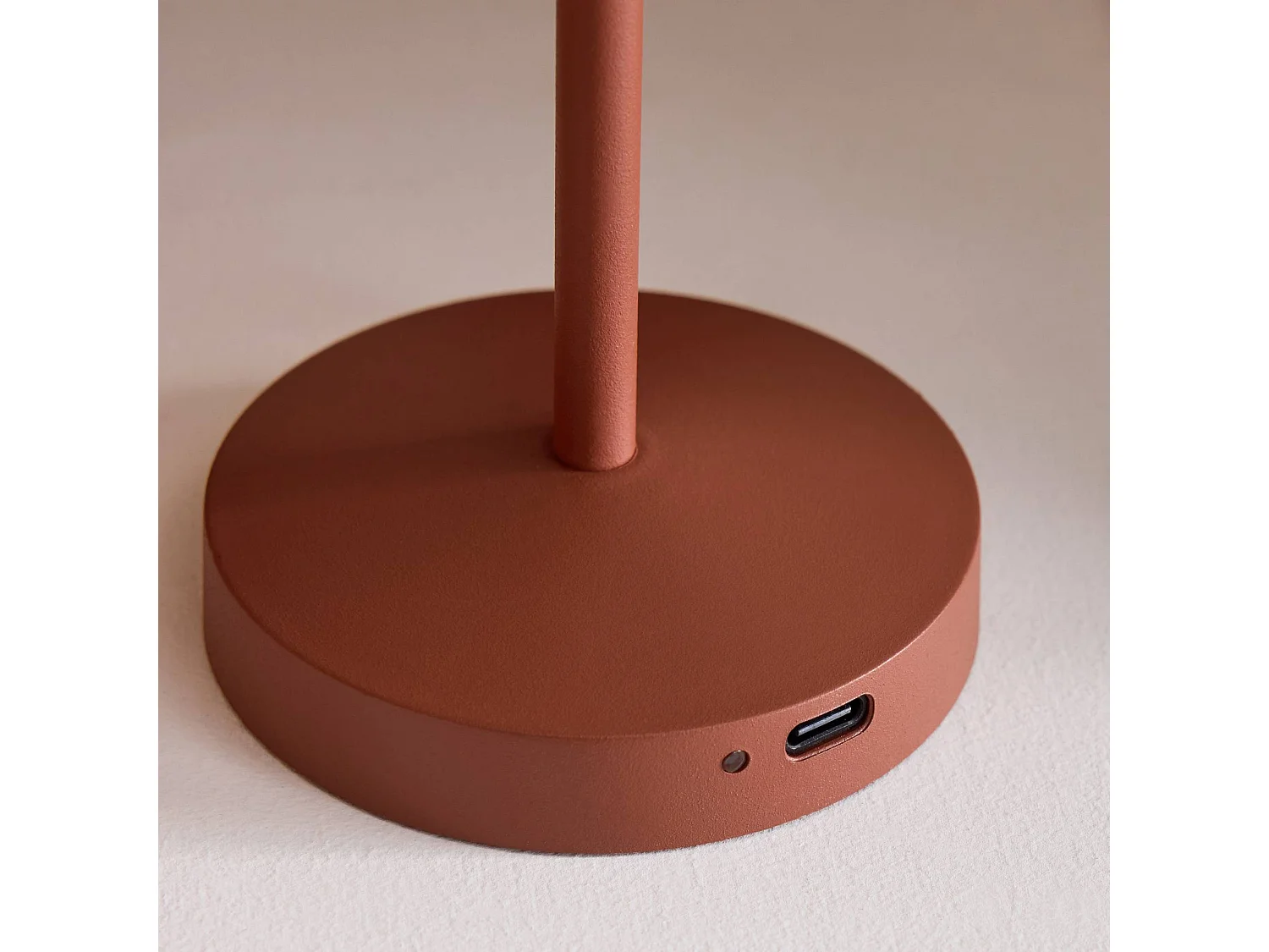 Lampada da tavolo da interno/esterno in metallo, terracotta
