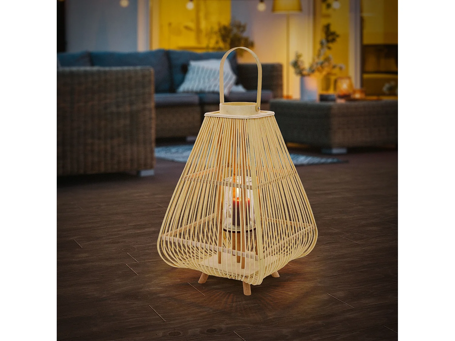 Lanterne en bambou 73.5 cm naturel avec poignée et insert en verre style bohème pour jardin salon porte-bougie tressé décoratif extérieur ou intérieur