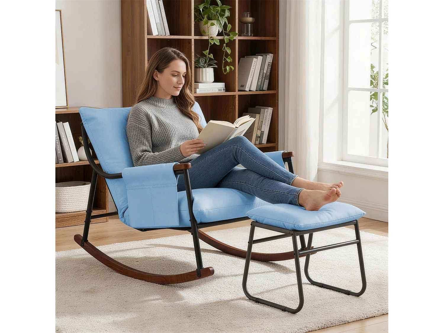 Élégant et Durable – Fauteuil à Bascule en Métal avec Accoudoirs en Bois et Repose-pieds, Coussin Épais de 15 cm, Revêtement en Tissu Technique Moderne, Parfait pou