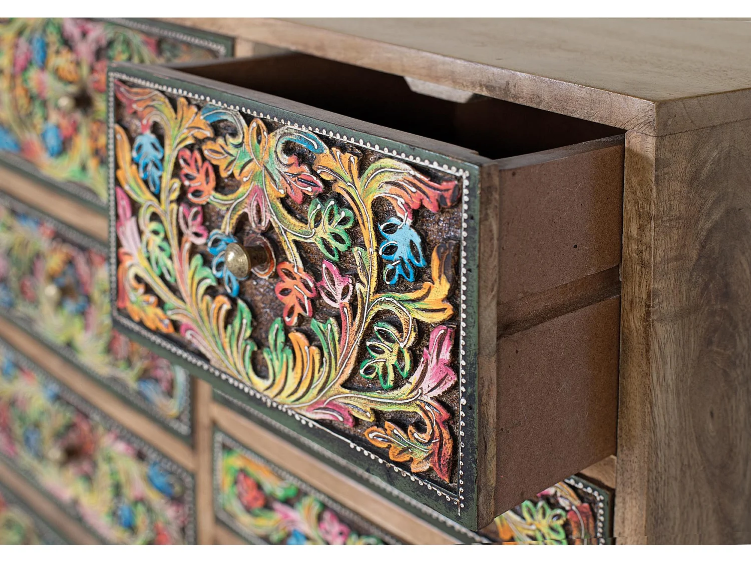 Commode ornée de motifs floraux peints à la main, 70 cm de long