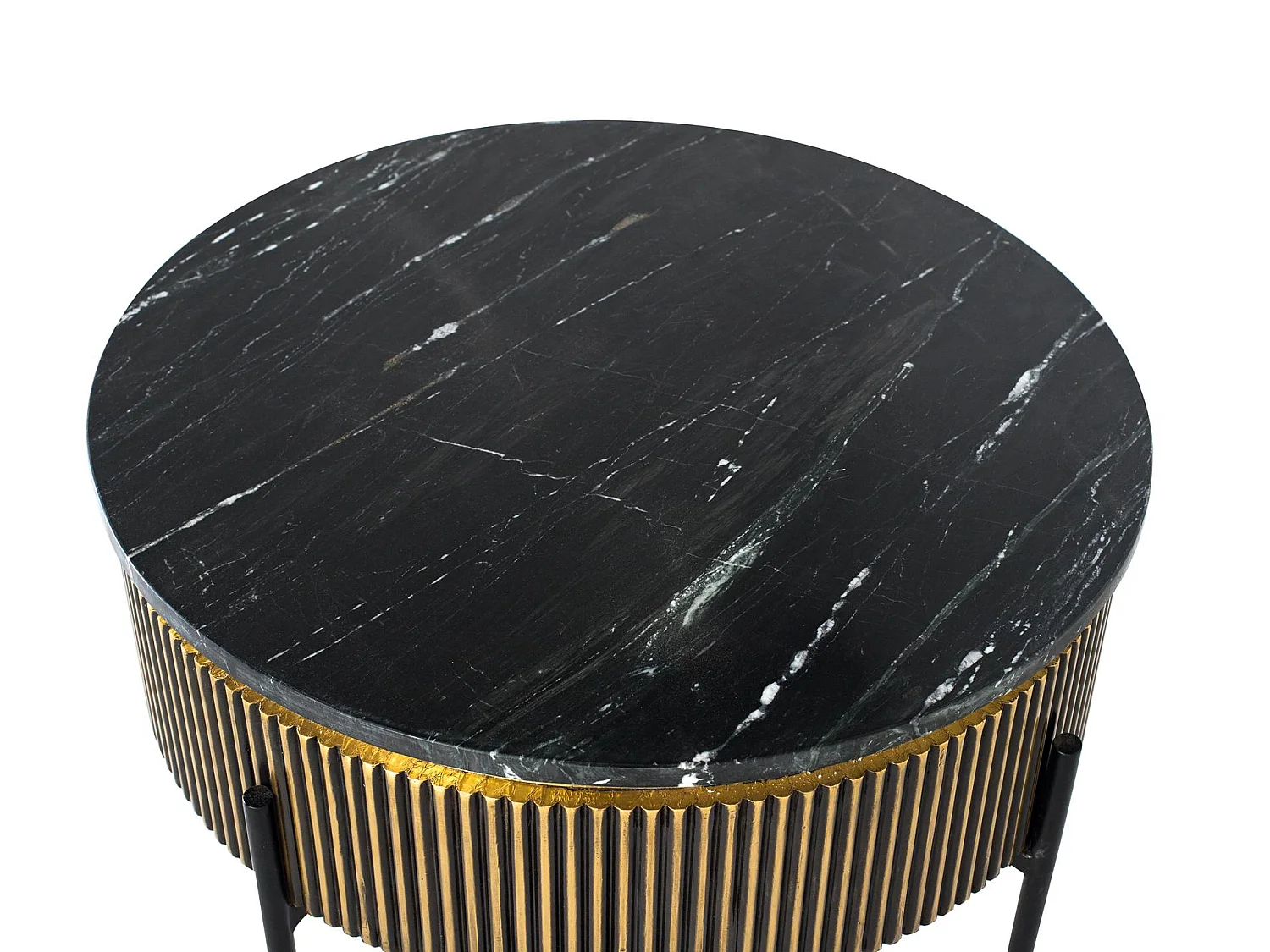 Salontafel van hout, afgewerkt met brons en met een marmeren blad.