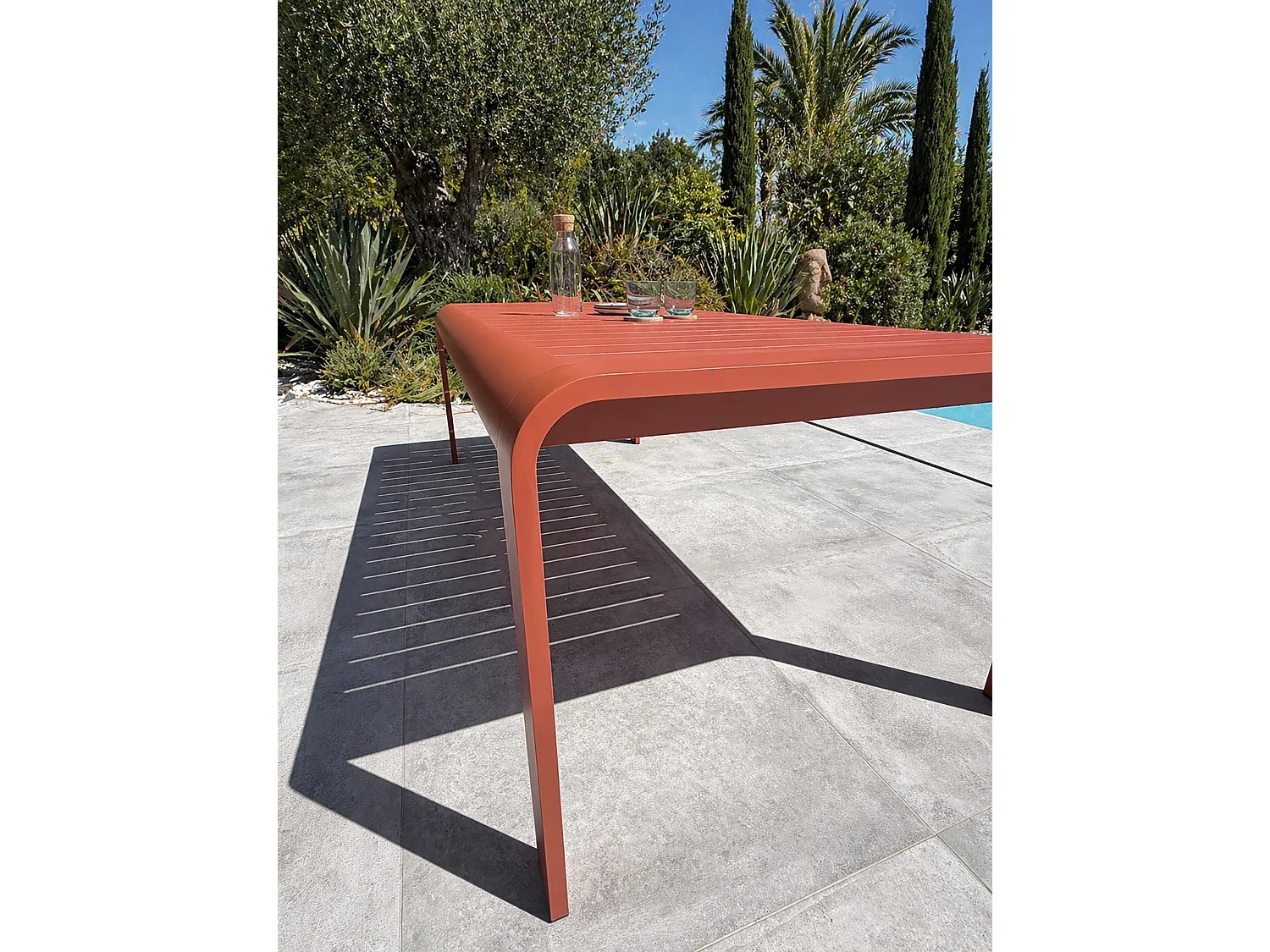 Table de jardin en aluminium coloris terracotta - HANOI