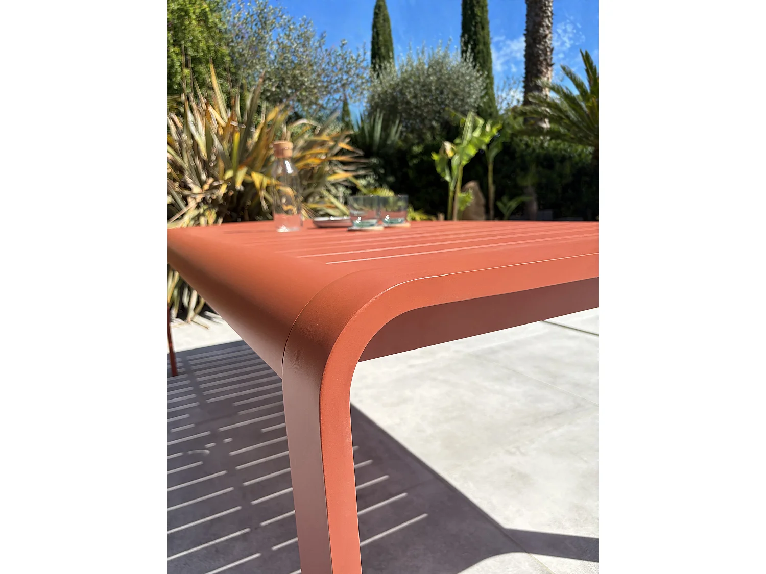 Table de jardin en aluminium coloris terracotta - HANOI