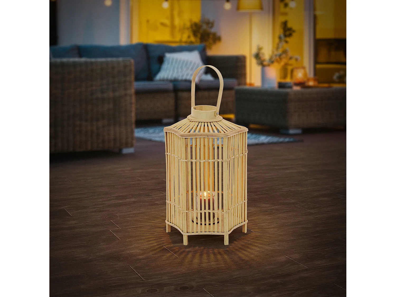 Lanterne en bambou 60 cm naturel avec poignée et insert en verre style bohème pour jardin salon porte-bougie tressé décoratif extérieur ou intérieur