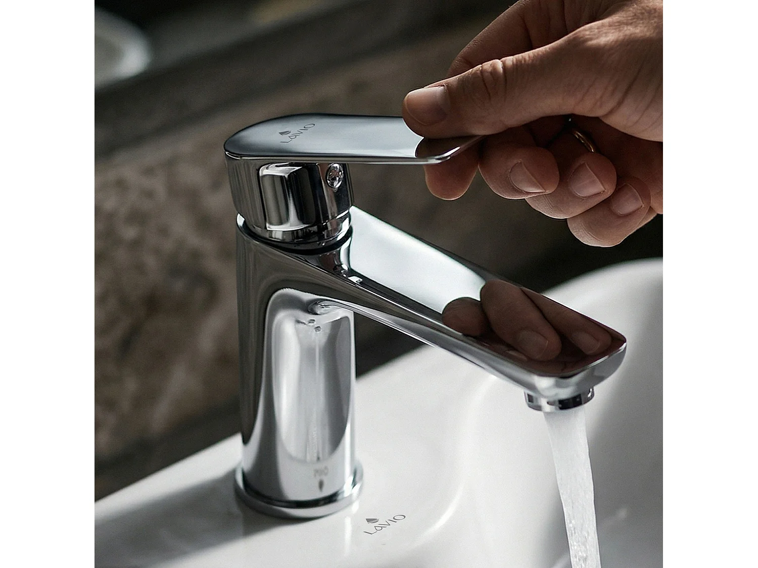 Mitigeur lavabo bas salle de bain chromé monocommande AXON