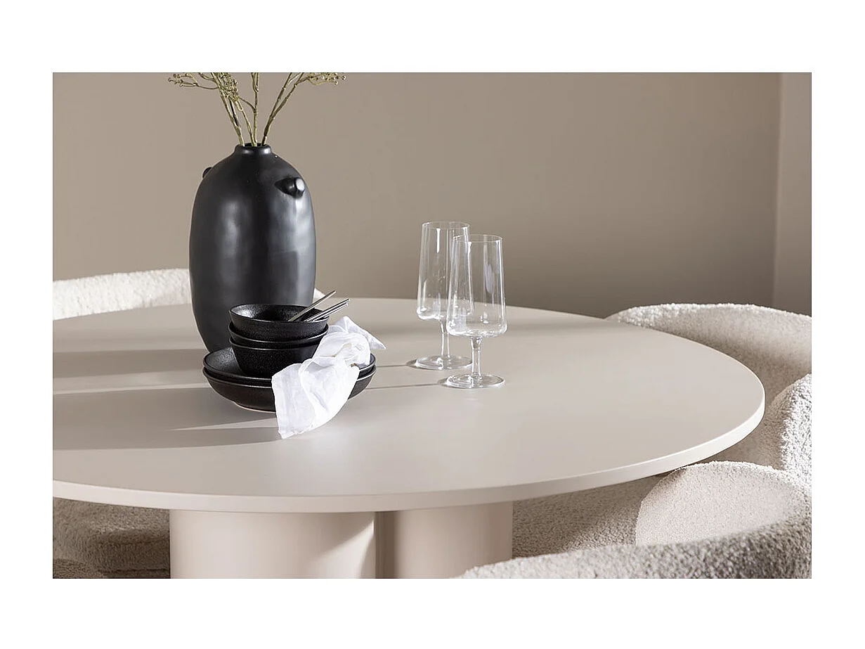 Olivia ensemble pour salle à manger table Ø110cm et 4 chaises bouclé beige.